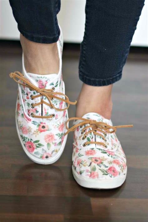 diy shoe decorating ideas.